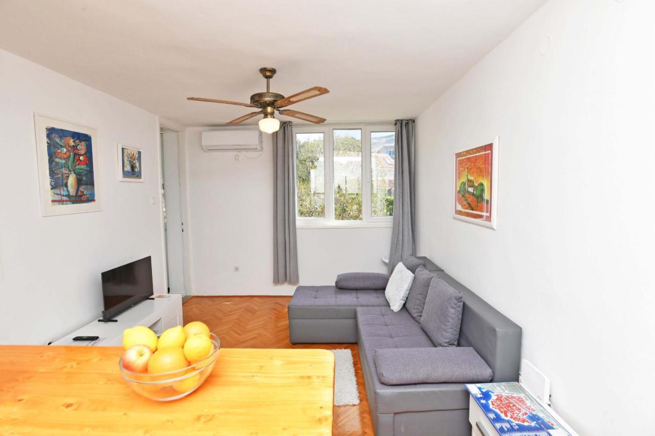 Demass Apartment - Cozy, Free Parking And Wifi ドゥブロブニク エクステリア 写真